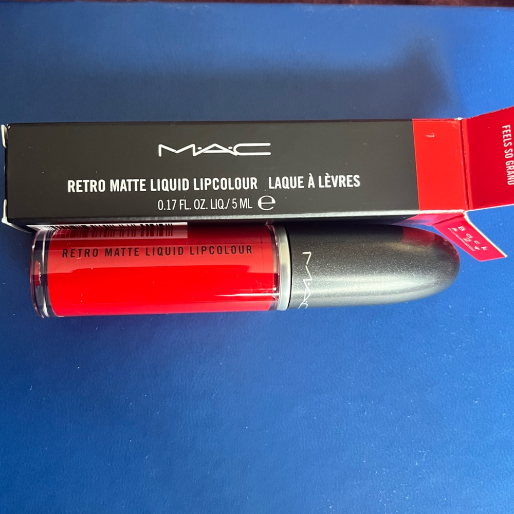 MAC Retro Matte Lip Colour(FEELS SO GRAND)